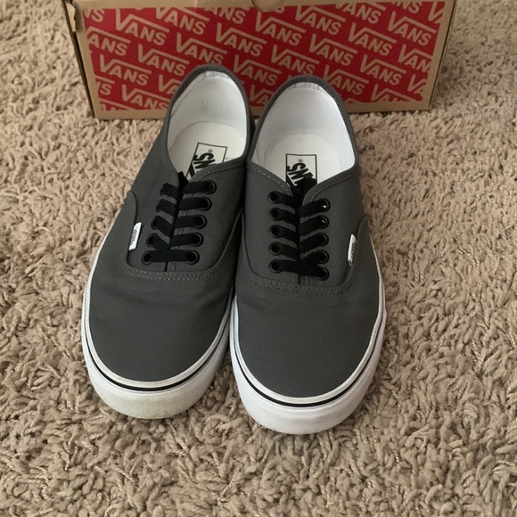 Vans men’s size 8.5 - Picture 2 of 3